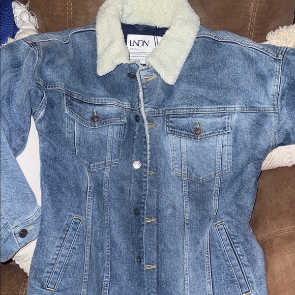 LNDN Blue Denim Jacket with Sherpa Lining NWT XS - Picture 6 of 8